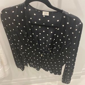 Polka dot Wilfred blouse !